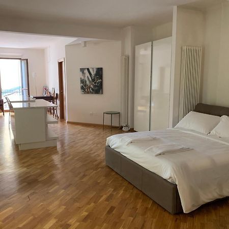 Апартаменты Loft Del Pratello Болонья Экстерьер фото