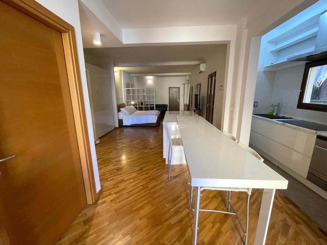 Апартаменты Loft Del Pratello Болонья Экстерьер фото