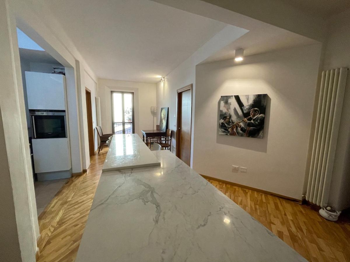 Апартаменты Loft Del Pratello Болонья Экстерьер фото